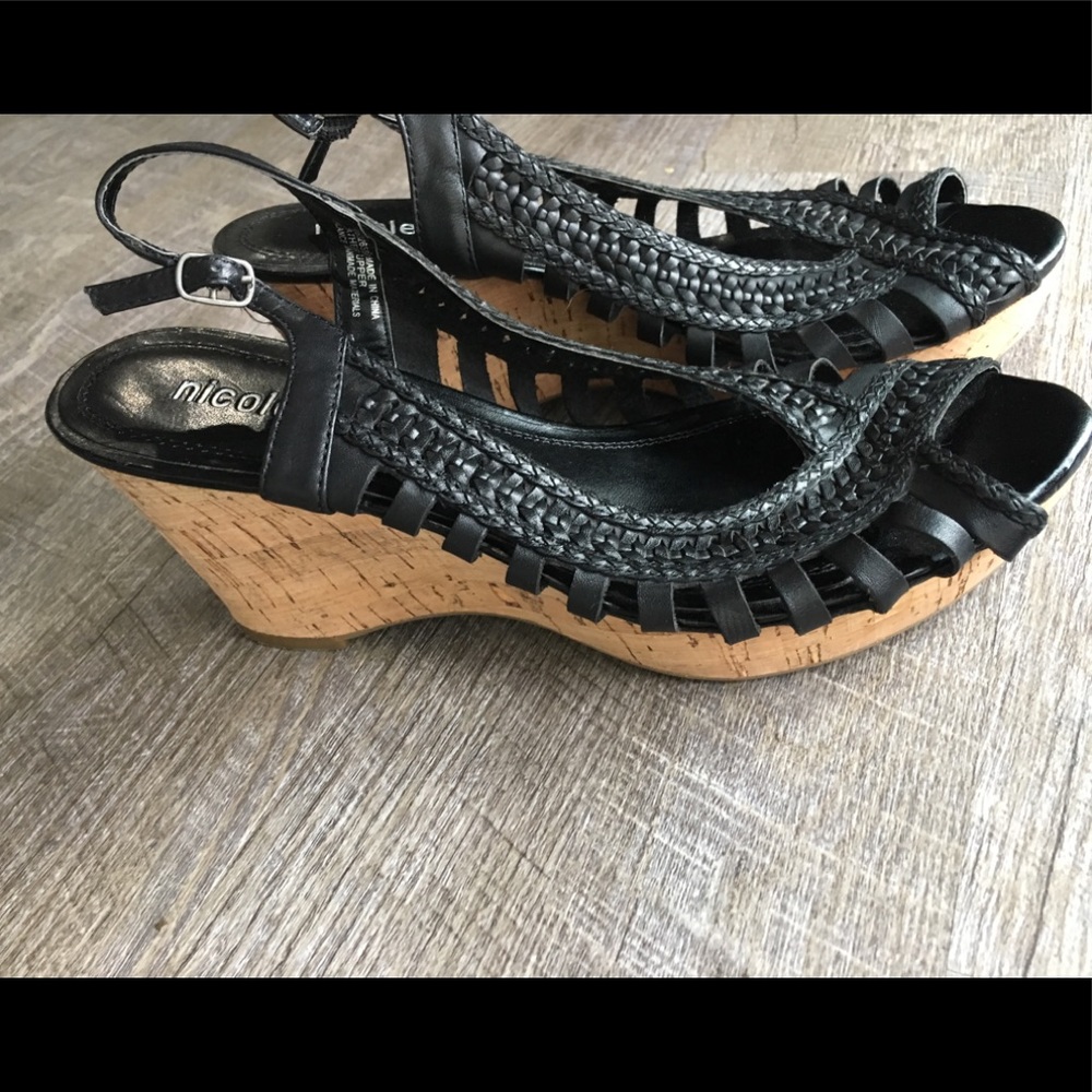 Nicole size 8 black leather cork wedges euc